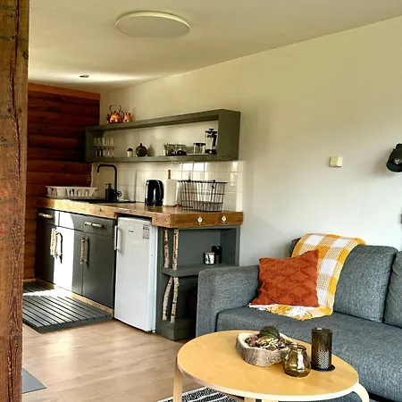 Semesterbostad Plusme Restart House *
